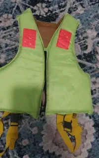 جلیقه شنا بچه گانه