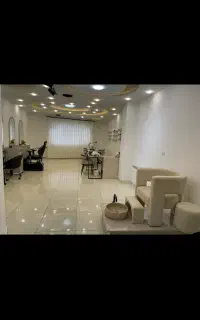 اجاره میز ناخن