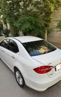 جک j5 اتومات 1800cc