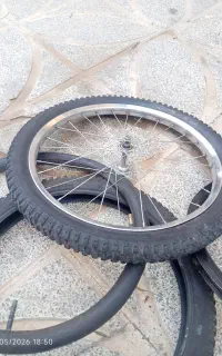 رینگ و لاستیک دوچرخه ۲۰