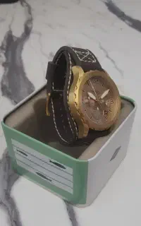 ساعت فسیل شیک توی چشم