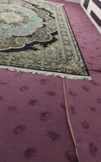 حدود۱۰۰تا ۱۵۰متر موکت خیلی تمیز