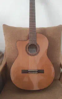 گیتارcordoba lefty مخصوص چپ دست