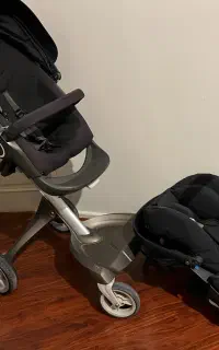 کالسکه و کریر برند هلندی Stokke