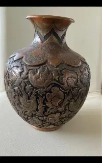 گلدان مسی قدیمی