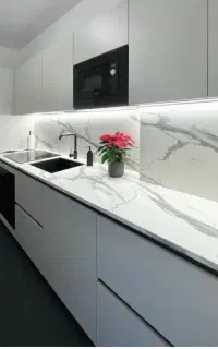 ساخت و تعمیرات کابینت و کمد درمنزل