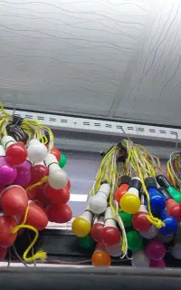 اجاره کرایه ریسه لامپی و پرژکتور مراسم باند