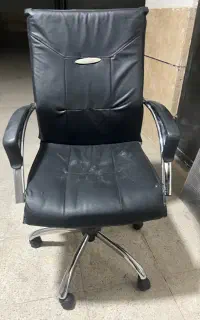 صندلی چرخان اداری