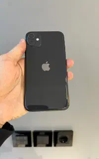 آیفون ۱۱ نرمال مشکی