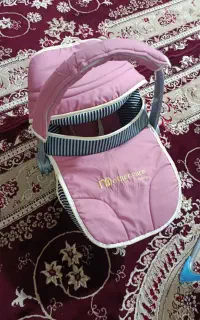 نی نی لای لای و میز غذا خوری کودک