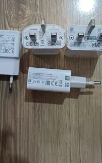 9عددگِــلسs24اُلتــرا+آداپتوراصلی 67W و 33W