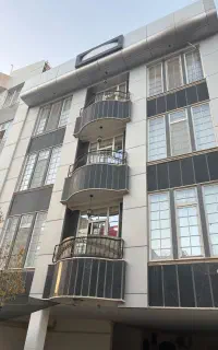 فروش سه طبقه ساختمان