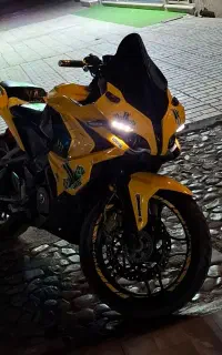 rs 200 آر اس ۲۰۰