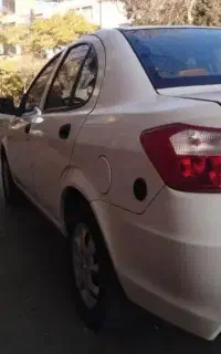آموزش رانندگی باخودرو(خانم ها)