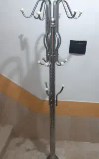 چوب لباسی ایستاده