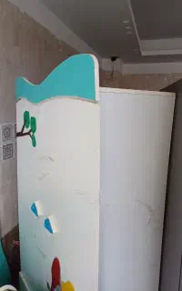 تخت نوجوانی