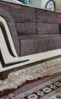 مبل هشت نفره سالم و بادوام و قیمت خیلی مناسب