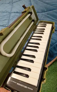 ملودیکا سوزوکی ژاپن کلکسیونی (آکبند در حد نو)