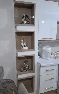 دکور کابینت هایگلاس