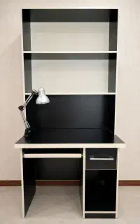 میز کامپیوتر همراه کتابخانه متحرک MDF مشکی / سالم