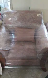مبل ۷ نفره نو با میز وسط چوبی