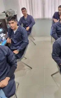 آخرین آموزش تعمیر موبایل با شرایط ۱۴۰۴ و ظرفیت کم