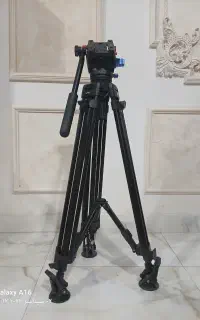 سه پایه حرفه ای
