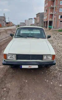پیکان وانت مدل ۹۰