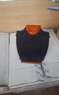 استند طلا مانکن طلا