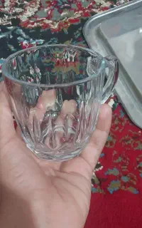 سینی و دو ست استکان .