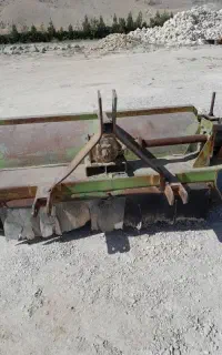 فروش ساقه شکن درجه ۱ بسیار کم کار