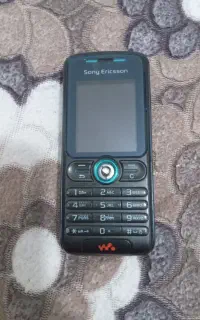 گوشیw200