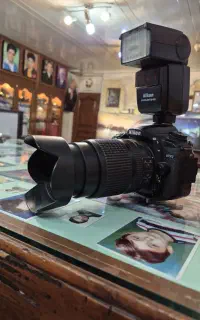 به یک نفر خانم آشنا به فتوشاپ درعکاسی