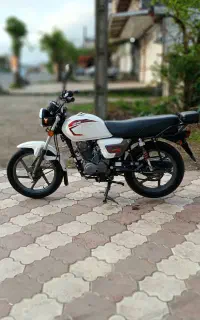 موتور کی وی ۱۵۰ مدل ۱۴۰۰ در حد صفر