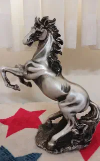 مجسمه اسب و کاروان فیل