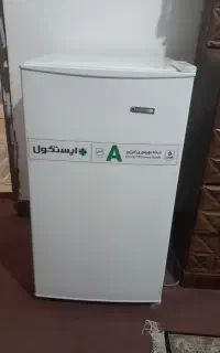 یخچال ۵ فوت ایستکول