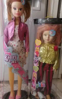 عروسک دخترانه