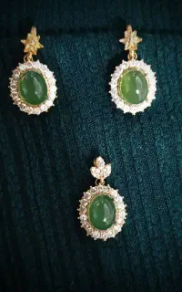 گوشواره و گردنبند