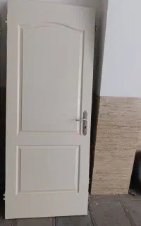 ۲عدد درب اتاق خواب ۲عدد درب سرویس بهداشتی
