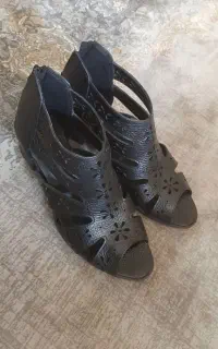 کفش چرم بز نو