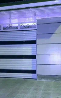 کرکره برقی و شیشه سکوریت