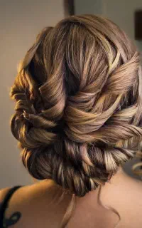 میکاپ شنیون بافت مو کاشت مژه هیدن منزل