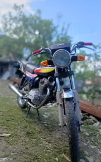موتور150به رنگ آبی کاربنی