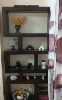 استند چوبی