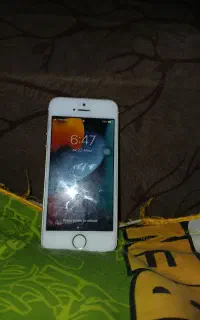 آیفون 5se 2016