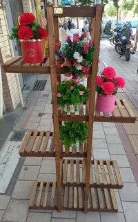 استند و پایه گلدان
