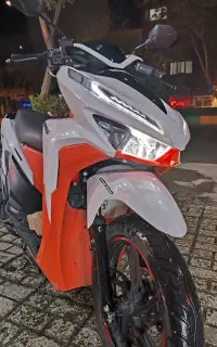 کلیک سفید نارنجی