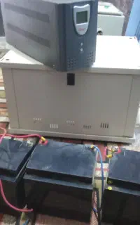 دستگاهUPSبا رک و باطری