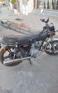 موتورسیکلت 200 کویر