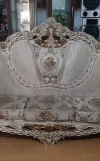 مبل سلطنتی